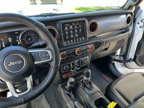 Used 2022 Jeep Gladiator Mojave w/ LED Lighting Group image 20