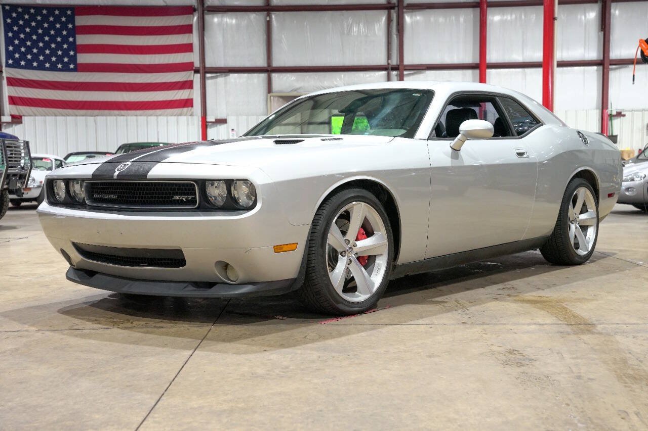 Used 2009 Dodge Challenger SRT8 RWD image 1