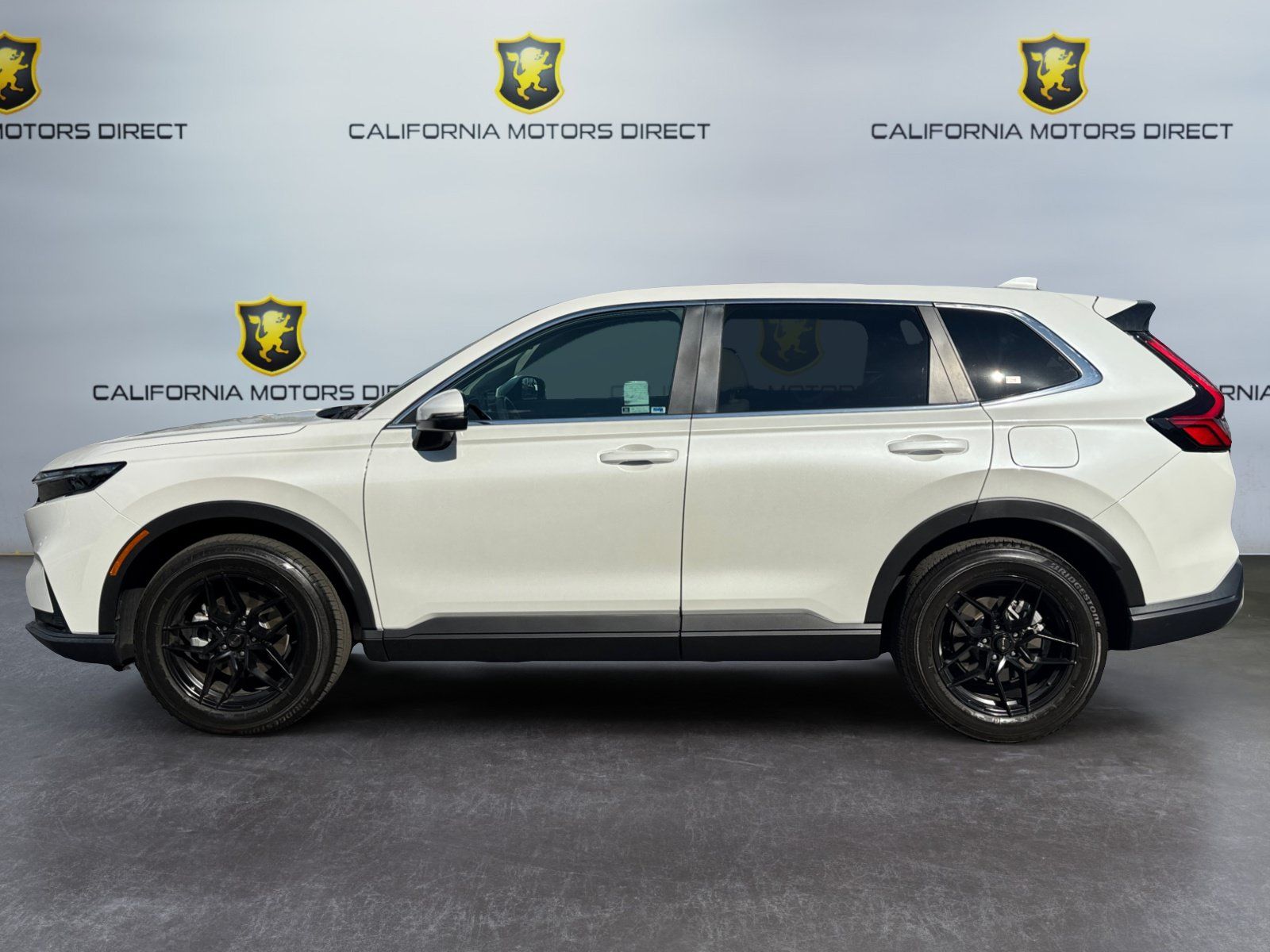 Used 2024 Honda CR-V EX-L image 2
