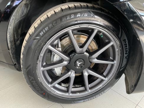 Used 2019 Tesla Model 3 Long Range image 9