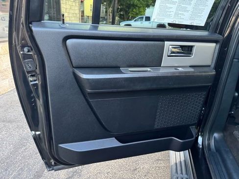 Used 2015 Ford Expedition EL XLT w/ Equipment Group 202A image 17