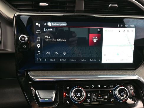 Used 2023 GMC Sierra 1500 Denali w/ Technology Package image 31