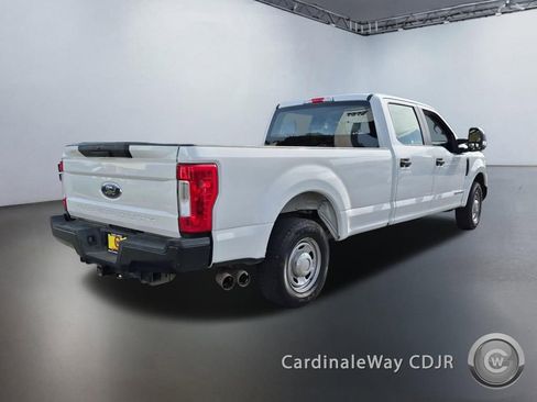 Used 2019 Ford F250 XL w/ Power Equipment Group RWD image 3