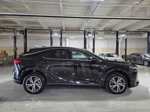 Used 2025 Lexus RX 350 Premium image 8