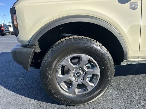 New 2025 Ford Bronco Big Bend image 16