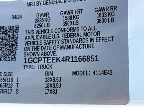 Used 2024 Chevrolet Colorado Trail Boss image 24