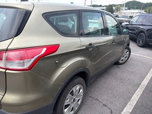 Used 2013 Ford Escape S FWD image 12