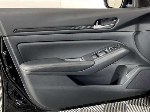 New 2025 Nissan Altima 2.5 SV w/ SV Special Edition Package image 29