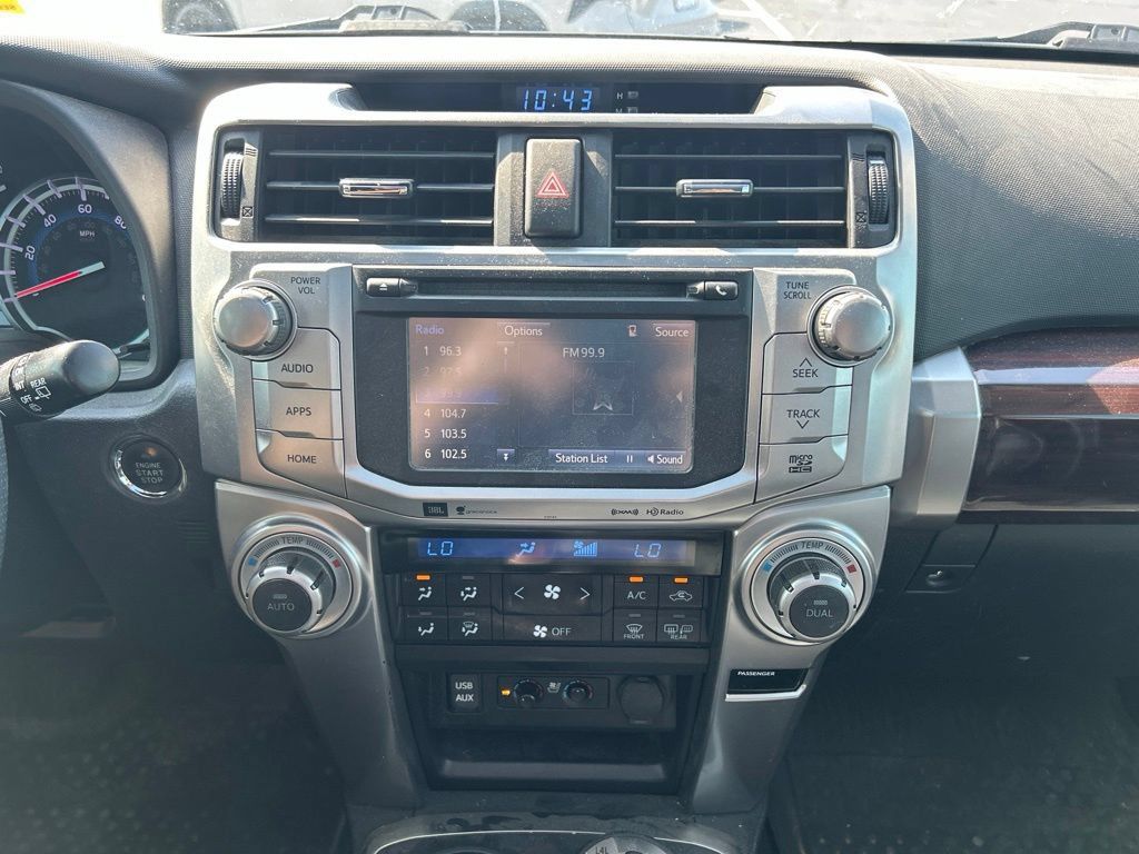 Used 2018 Toyota 4Runner Limited AWD/4WD image 24