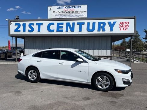 Used 2025 Chevrolet Malibu LS FWD image 1