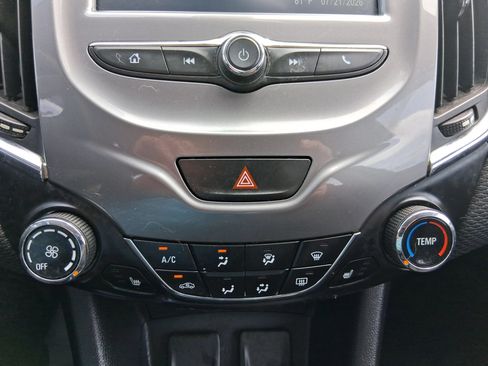 Used 2016 Chevrolet Cruze LT w/ Convenience Package FWD image 16