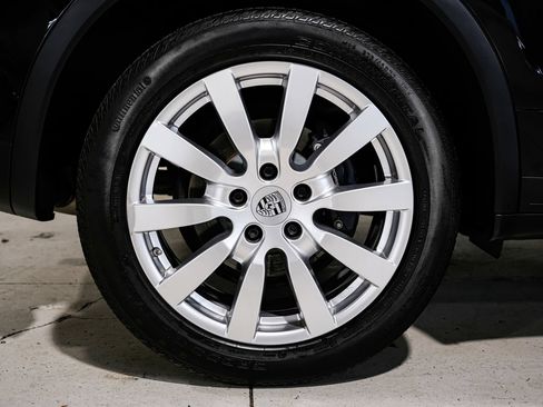 Used 2013 Porsche Cayenne Diesel AWD/4WD image 55