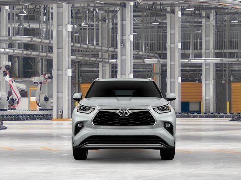 New 2026 Toyota Highlander Platinum image 17