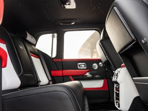 New 2027 Rolls-Royce Cullinan Black Badge AWD/4WD image 53