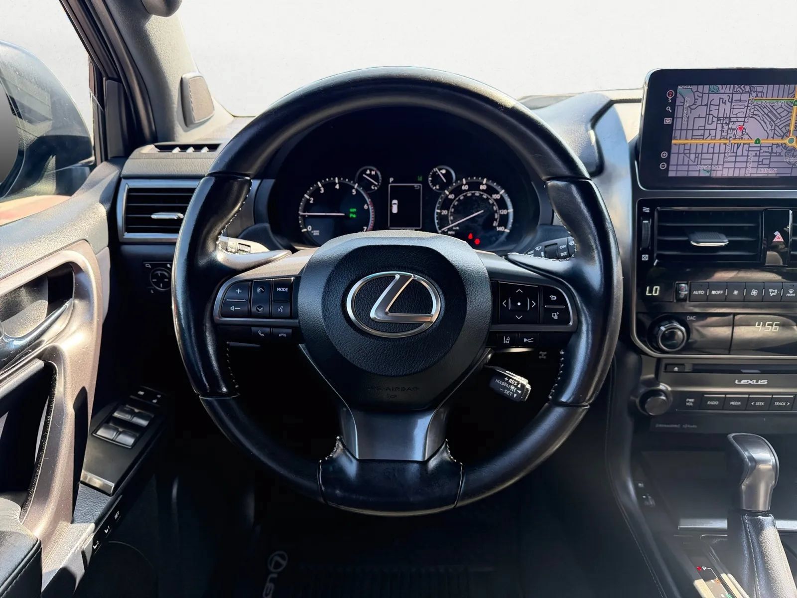 Used 2022 Lexus GX 460 AWD/4WD image 14
