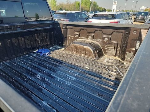 Used 2019 Chevrolet Silverado 1500 LT w/ Texas Edition image 6