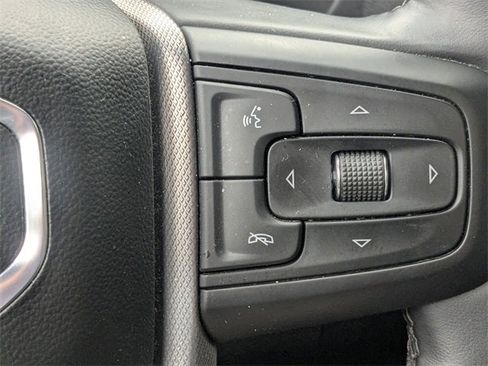 Used 2024 GMC Yukon Denali image 28