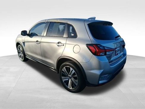 Used 2022 Mitsubishi Outlander Sport SE image 8