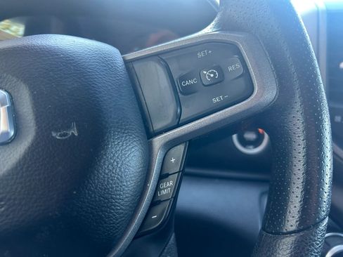 Used 2019 RAM 1500 Tradesman AWD/4WD image 5