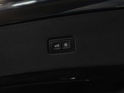 Used 2022 Audi Q8 Premium Plus w/ Premium Plus Package AWD/4WD image 72