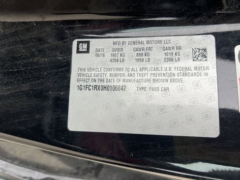 Used 2017 Chevrolet Camaro LT image 31