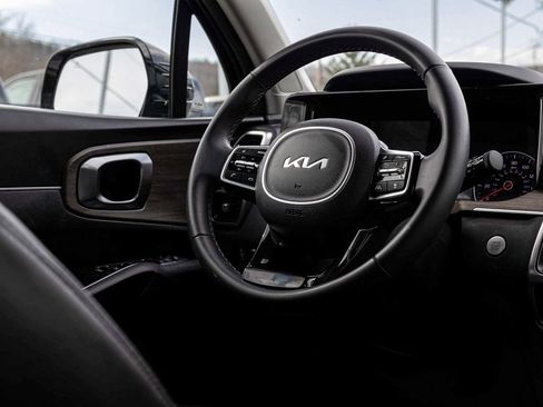 Used 2023 Kia Sorento X-Line EX AWD/4WD image 24