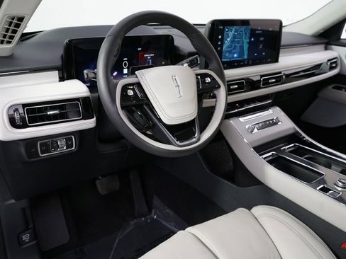 New 2026 Lincoln Aviator Reserve AWD/4WD image 12