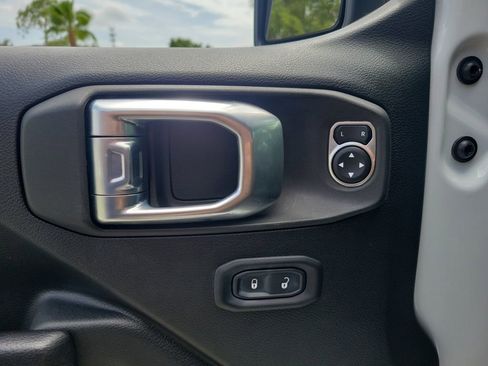 Used 2021 Jeep Wrangler Sport AWD/4WD image 21