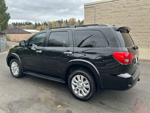 Used 2016 Toyota Sequoia Platinum image 6