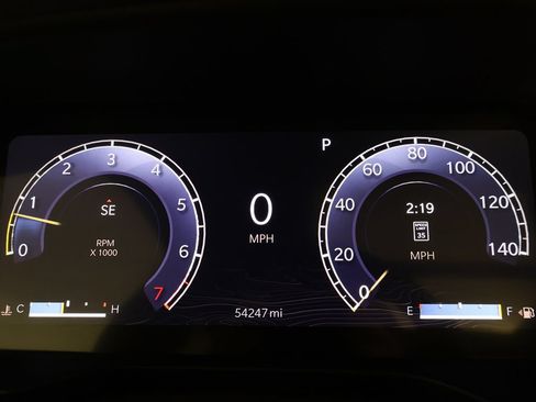 Used 2023 Jeep Grand Cherokee Overland w/ Luxury Tech Group IV AWD/4WD image 42