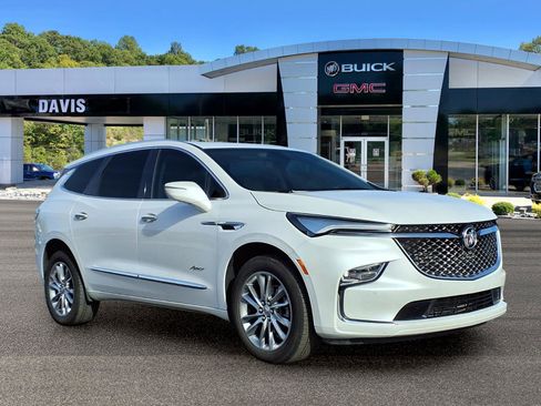 Used 2024 Buick Enclave Avenir w/ Avenir Technology Package FWD image 1