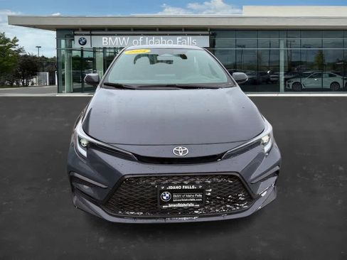 Used 2024 Toyota Corolla SE image 3