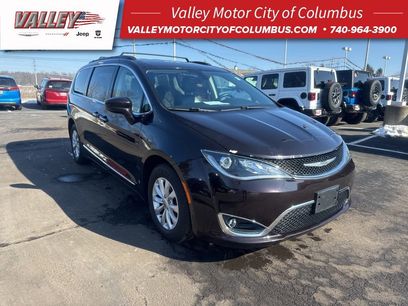 Used 2017 Chrysler Pacifica Touring-L