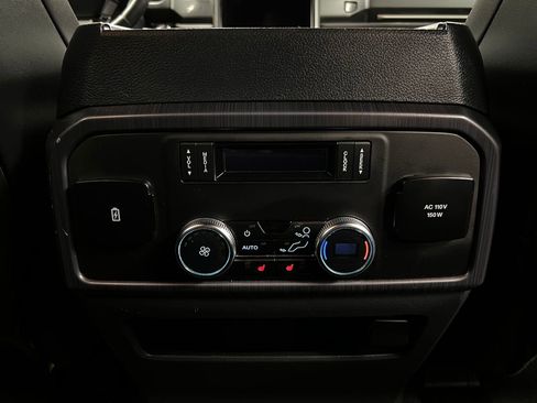 Used 2024 Ford Expedition Max Platinum AWD/4WD image 16