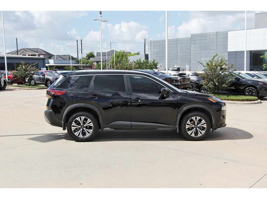 Used 2023 Nissan Rogue SV w/ SV Premium B Package AWD/4WD image 6