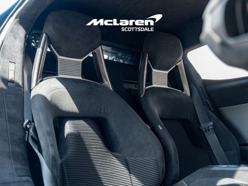 Used 2019 Ford GT RWD image 12