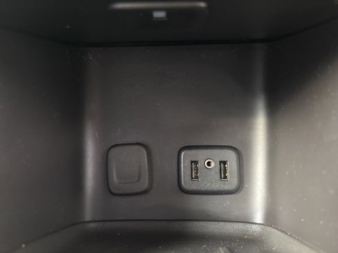 Used 2019 GMC Acadia SLT image 34