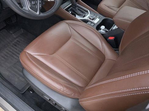 Used 2020 Subaru Forester Touring w/ Popular Package #2 AWD/4WD image 6