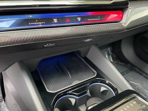 New 2027 BMW M5 Touring AWD/4WD image 18