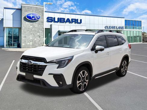 Used 2023 Subaru Ascent Limited w/ Technology Package AWD/4WD image 3