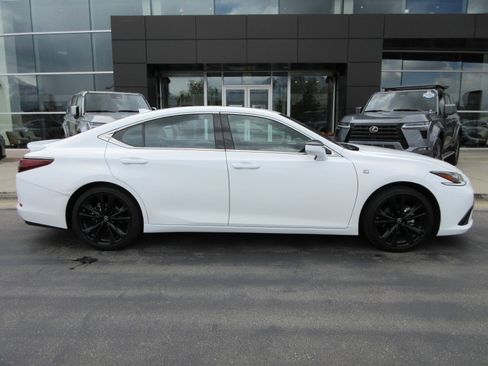 Used 2024 Lexus ES 350 F Sport w/ Accessory Package (Z1) FWD image 12