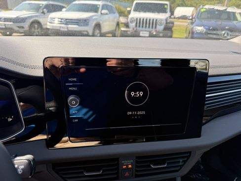 New 2025 Volkswagen Jetta Sport image 17