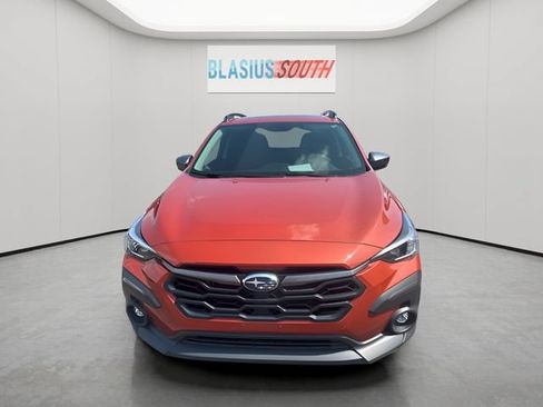 Used 2024 Subaru Crosstrek 2.5i Limited AWD/4WD image 8