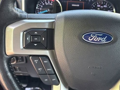 Used 2022 Ford F250 Lariat w/ Black Appearance Package AWD/4WD image 23