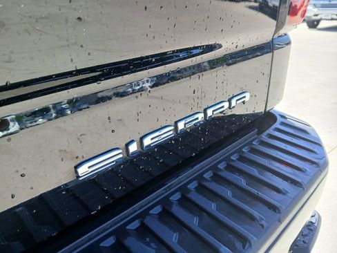 Certified 2023 GMC Sierra 1500 Denali AWD/4WD image 13