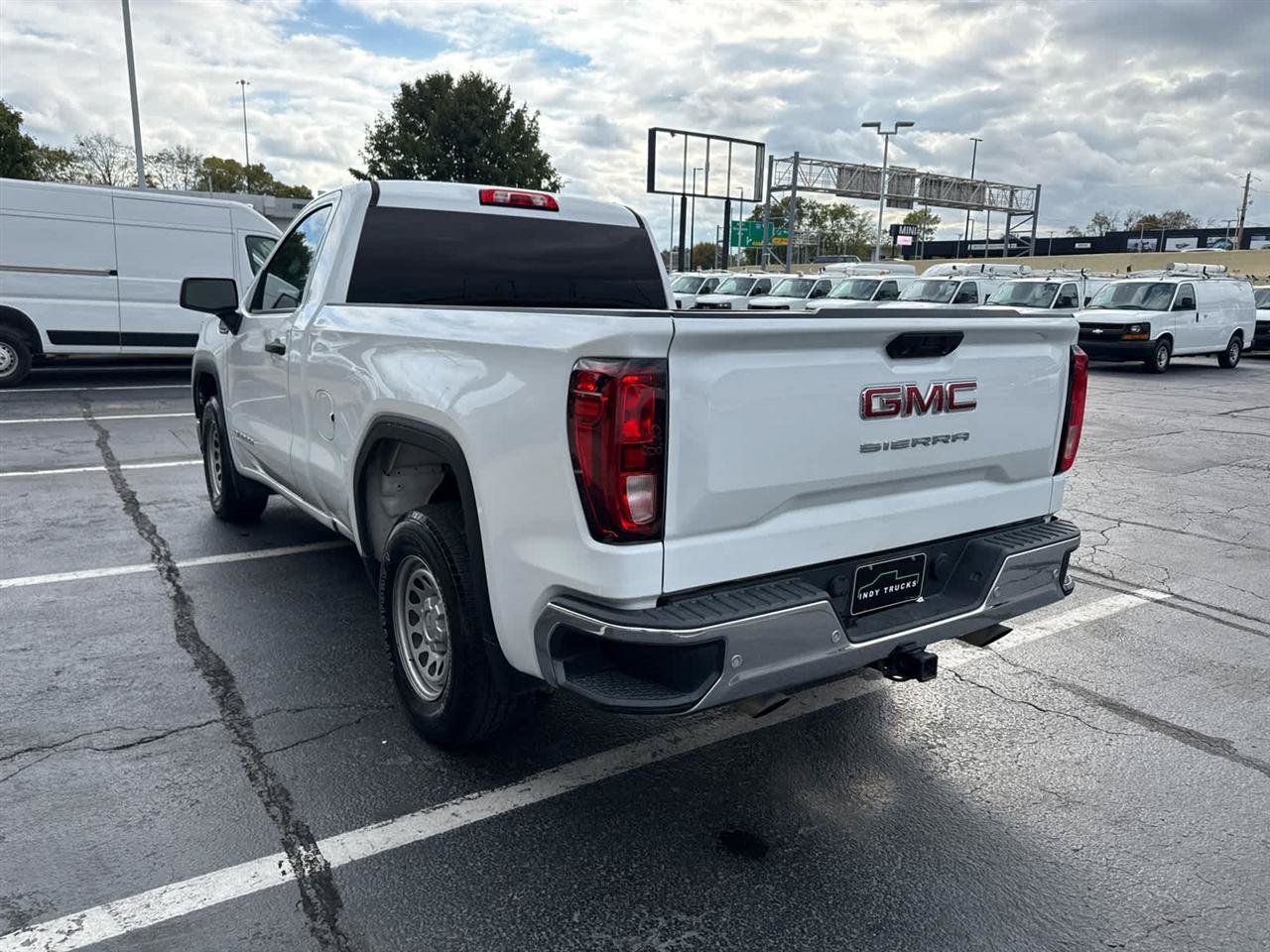 Used 2022 GMC Sierra 1500 Pro w/ Pro Value Package RWD image 6
