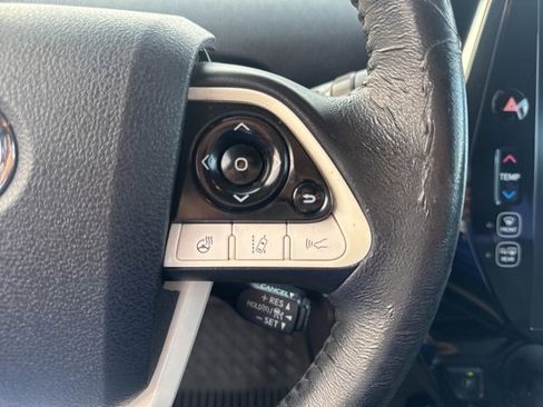 Used 2017 Toyota Prius Prime Advanced image 16