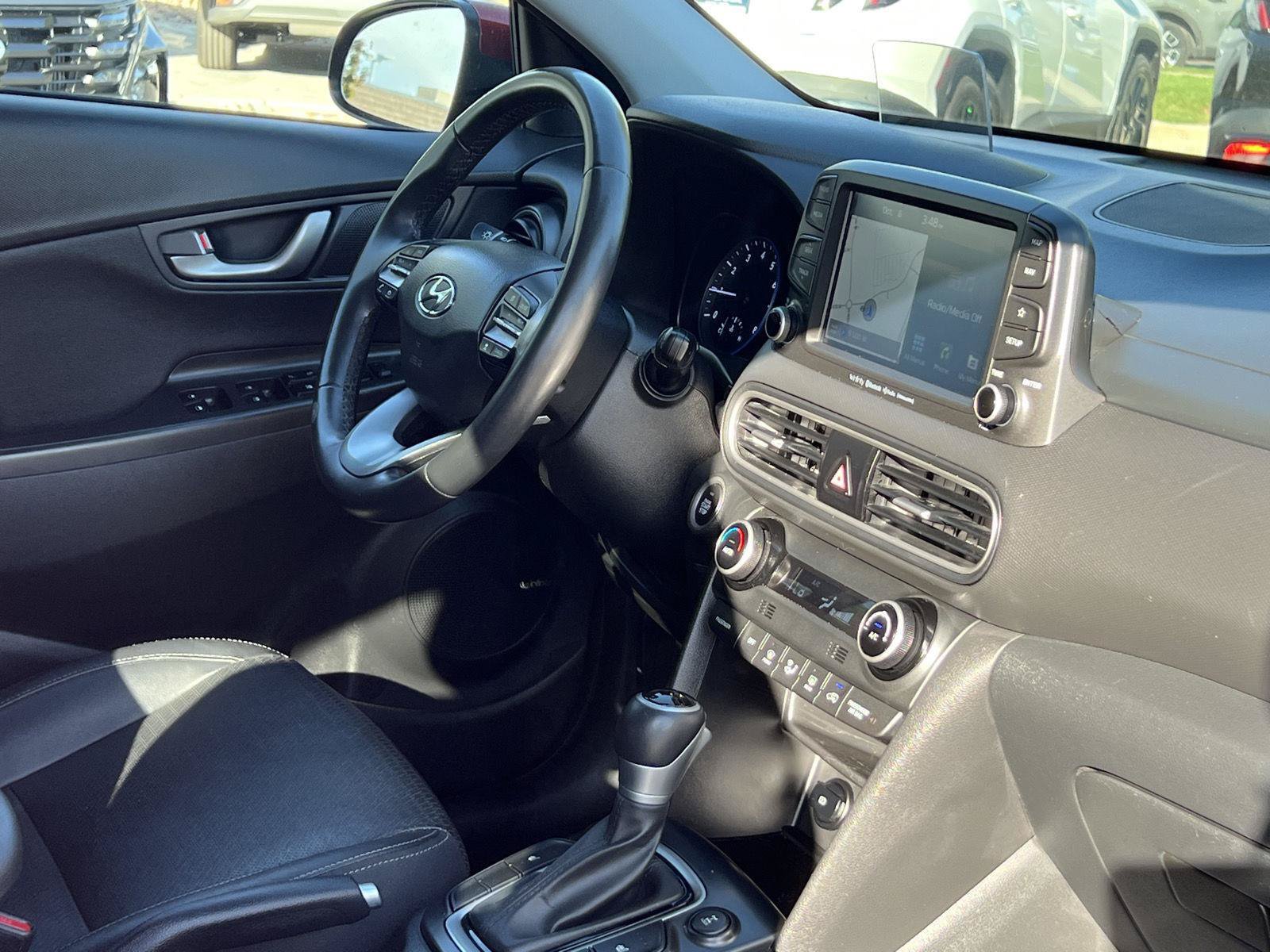 Used 2021 Hyundai Kona Ultimate w/ Cargo Package AWD/4WD image 2
