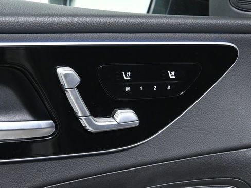 Certified 2025 Mercedes-Benz C 300 4MATIC Sedan image 29