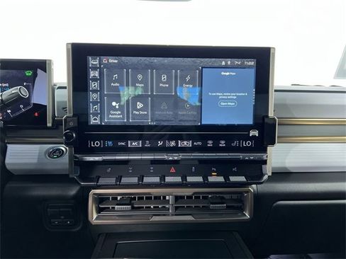 Used 2024 GMC Hummer EV 2X w/ Extreme Off-Road Package image 13